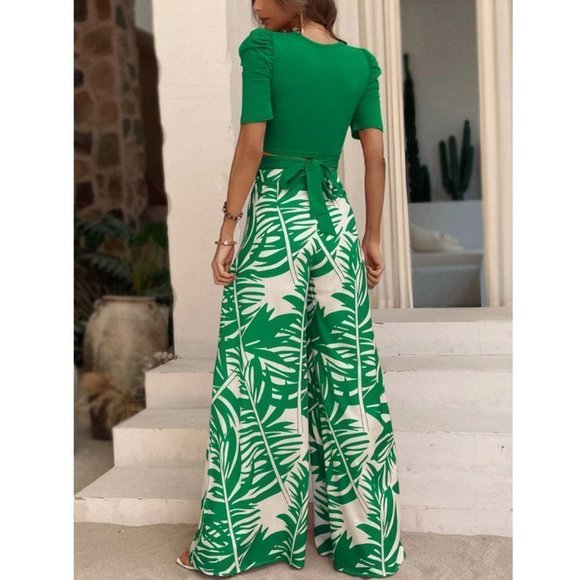 Green Boho Coord set Tie Back Tee & Tropical Print Wide Leg Pants - Picture 3 of 7